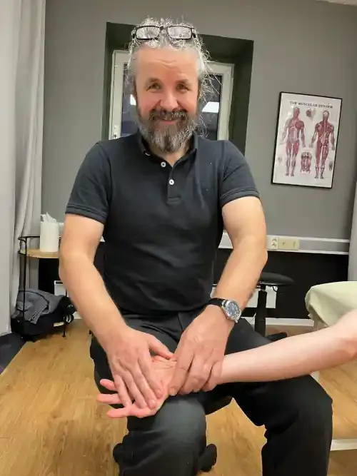 Piotr Marcinów in the treatment room
